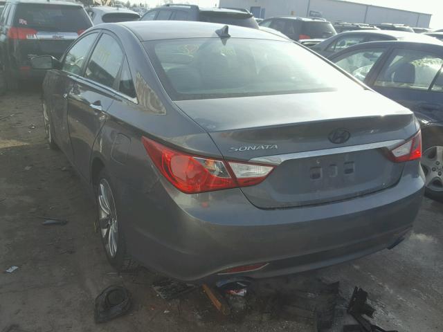 5NPEC4AC4BH128082 - 2011 HYUNDAI SONATA SE GRAY photo 3