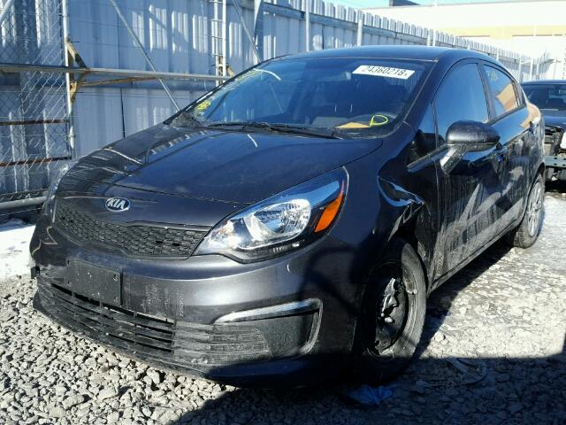 KNADM4A3XH6111957 - 2017 KIA RIO LX Մոխրագույն լուսանկար 2