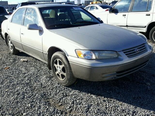 JT2BG22K1X0335186 - 1999 TOYOTA CAMRY LE BEIGE photo 1