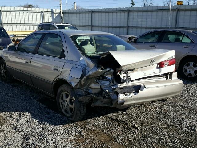 JT2BG22K1X0335186 - 1999 TOYOTA CAMRY LE BEIGE photo 9