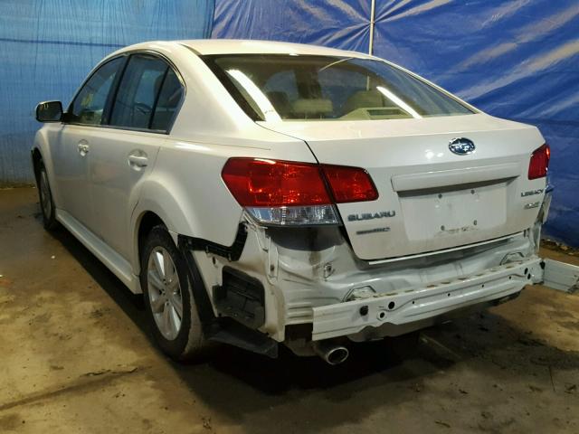 4S3BMBC63C3024241 - 2012 SUBARU LEGACY 2.5 WHITE photo 3