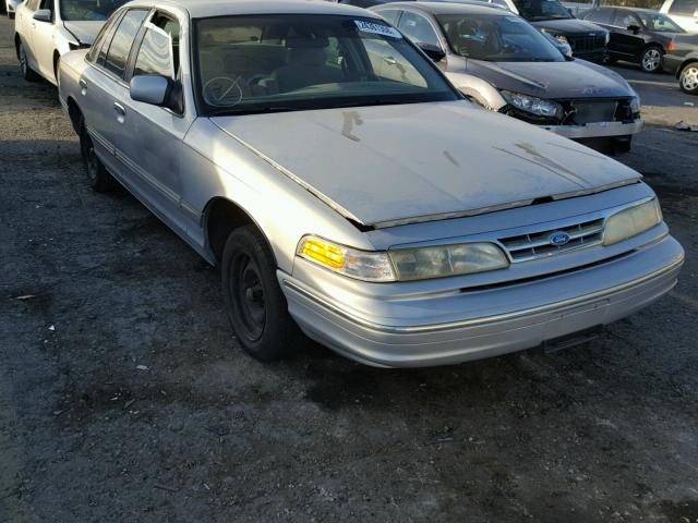 2FALP73W4TX167331 - 1996 FORD CROWN VICT WHITE photo 1