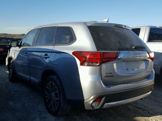 JA4AD3A39HZ012586 - 2017 MITSUBISHI OUTLANDER SILVER photo 3