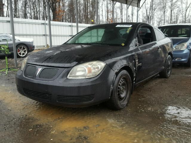 1G2AL15F477200268 - 2007 PONTIAC G5 BLACK photo 2