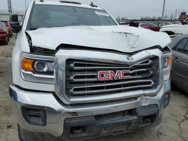 1GT22REG9GZ339858 - 2016 GMC SIERRA K25 WHITE photo 9