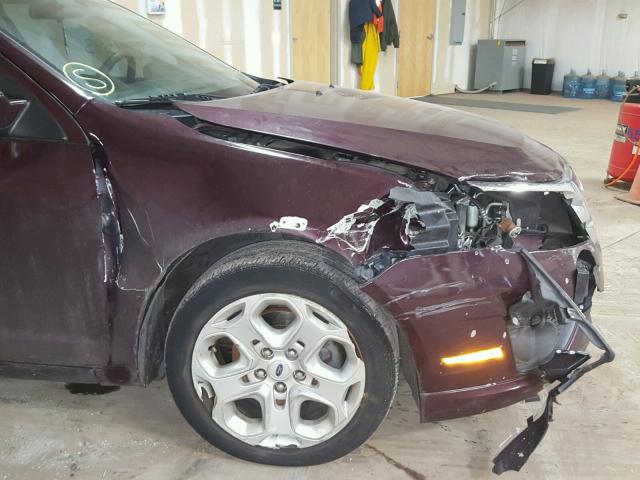 3FAHP0HG3BR338422 - 2011 FORD FUSION SE BURGUNDY photo 9