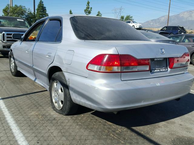 1HGCG16581A064401 - 2001 HONDA ACCORD EX SILVER photo 3