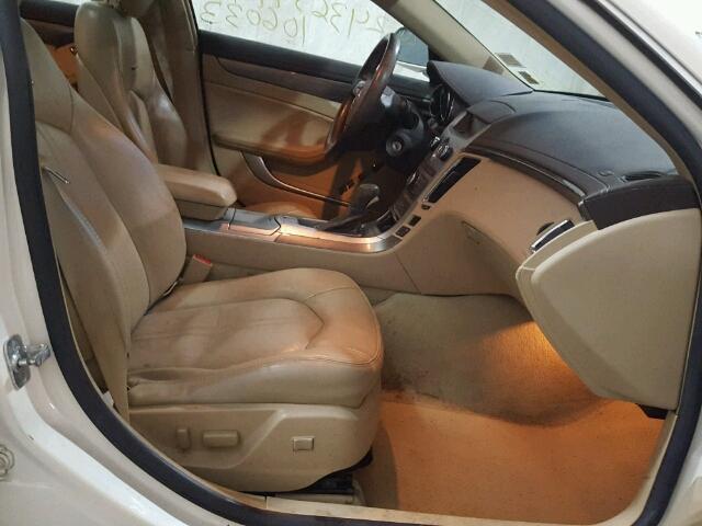 1G6DF577X80165701 - 2008 CADILLAC CTS WHITE photo 5
