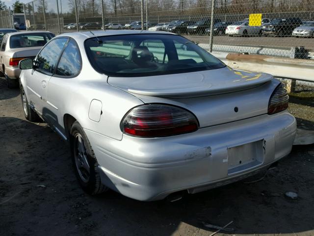 1G2WP12K81F143145 - 2001 PONTIAC GRAND PRIX SILVER photo 3