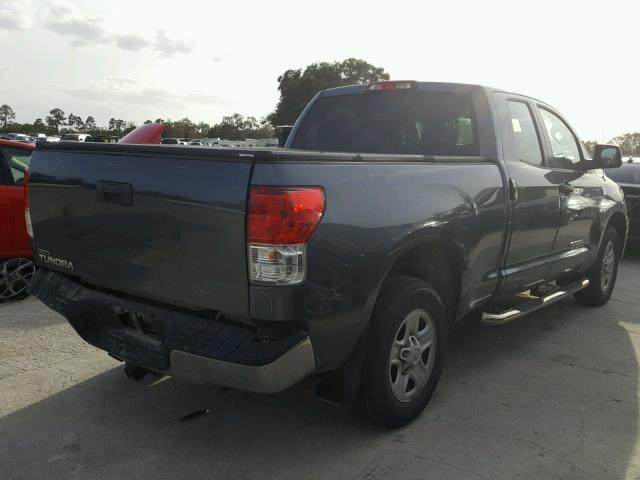 5TFRM5F11AX006746 - 2010 TOYOTA TUNDRA DOU BLUE photo 4