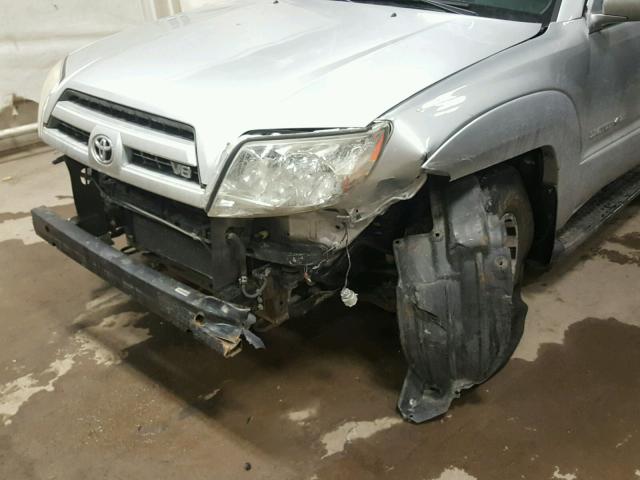 JTEBT17R458022260 - 2005 TOYOTA 4RUNNER LI SILVER photo 9