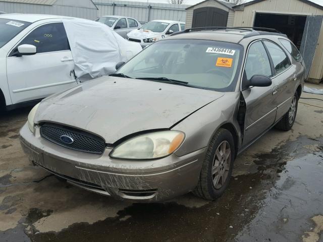 1FAFP58284A174249 - 2004 FORD TAURUS SE BEIGE photo 2