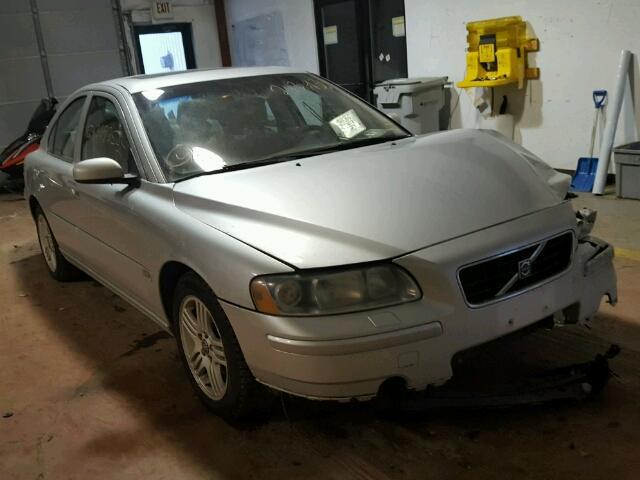 YV1RS592462555009 - 2006 VOLVO S60 2.5T SILVER photo 1