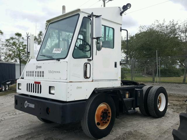 304612 - 2004 OTTAWA YARD TRACTOR 30 WHITE photo 2