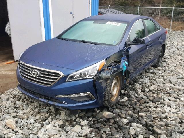 5NPE24AF2FH025133 - 2015 HYUNDAI SONATA SE BLUE photo 2