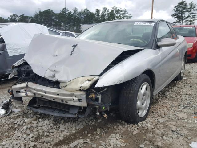 1G8ZY12761Z117511 - 2001 SATURN SC2 SILVER photo 2