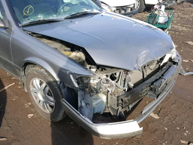 4T1BG22K2YU679221 - 2000 TOYOTA CAMRY CE GRAY photo 9