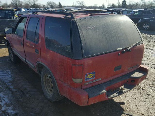 1GNDT13W512129394 - 2001 CHEVROLET BLAZER RED photo 3