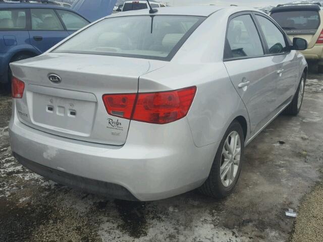 KNAFU4A24C5479310 - 2012 KIA FORTE EX SILVER photo 4