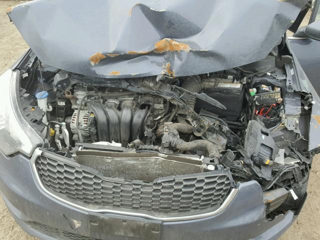 KNAFX4A85E5057884 - 2014 KIA FORTE EX BLUE photo 7