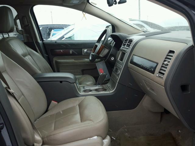 2LMDU88C07BJ28718 - 2007 LINCOLN MKX GRAY photo 5