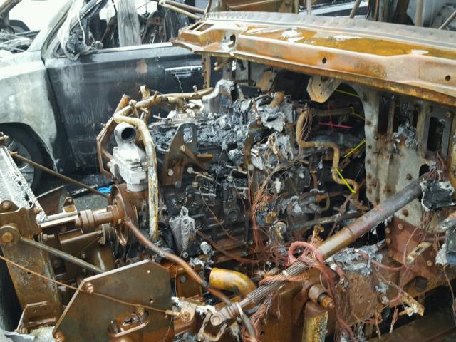 N0V1N24372878 - 2010 FREIGHTLINER CHASSIS B2 YELLOW photo 7