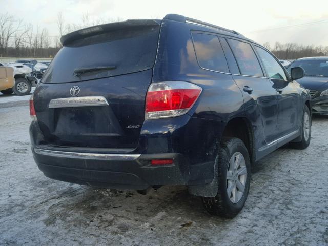 5TDBK3EH9DS255333 - 2013 TOYOTA HIGHLANDER BLUE photo 4