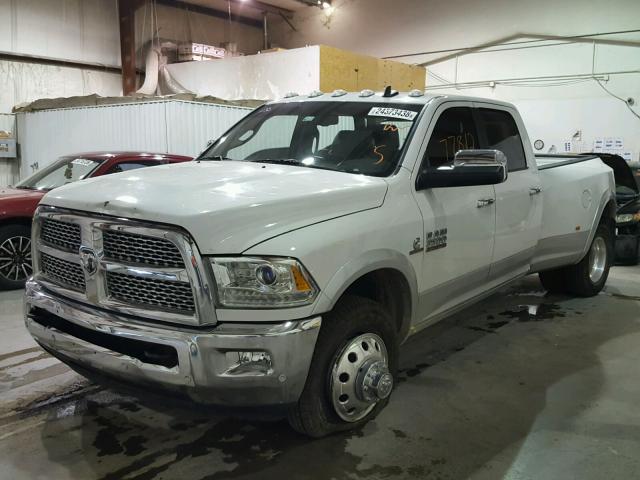 3C63RPJL4GG104962 - 2016 RAM 3500 LARAM WHITE photo 2