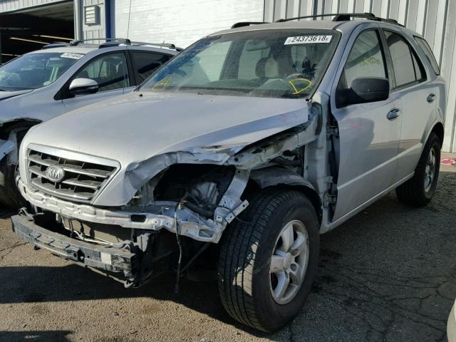 KNDJC736275694935 - 2007 KIA SORENTO EX SILVER photo 2