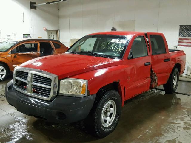 1D7HW28K06S624273 - 2006 DODGE DAKOTA QUA RED photo 2