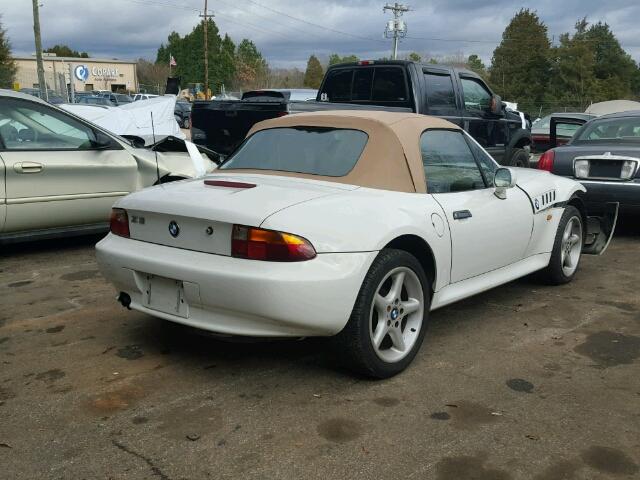 4USCJ3327WLC10236 - 1998 BMW Z3 2.8 WHITE photo 4