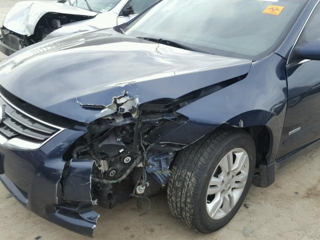 1N4CL2APXAC135763 - 2010 NISSAN ALTIMA HYB BLUE photo 9