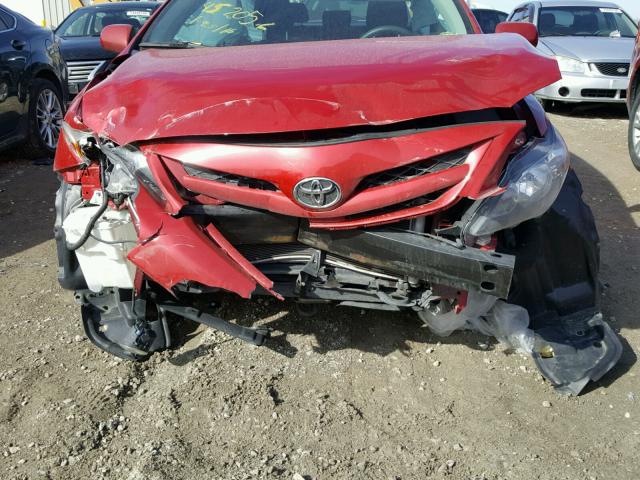 2T1BU4EE7BC639154 - 2011 TOYOTA COROLLA BA RED photo 9