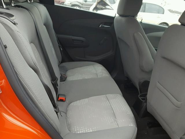 1G1JA6SG5D4200930 - 2013 CHEVROLET SONIC LS ORANGE photo 6