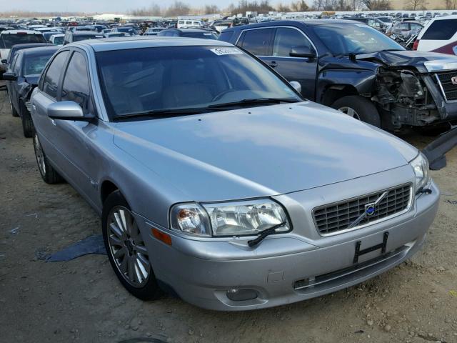 YV1TS911451391796 - 2005 VOLVO S80 T6 TUR SILVER photo 1