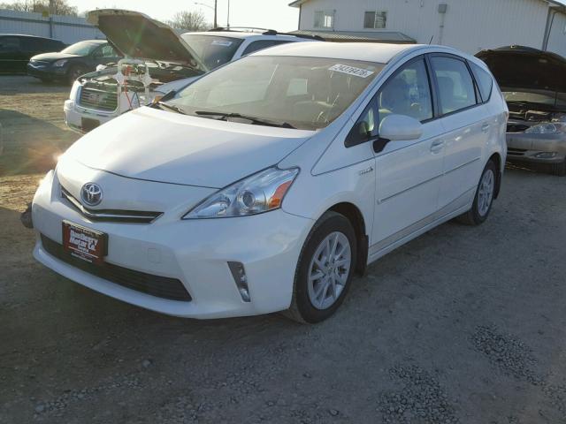 JTDZN3EU2E3297624 - 2014 TOYOTA PRIUS V WHITE photo 2