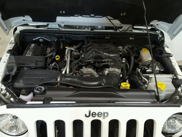 1C4AJWAG0EL181462 - 2014 JEEP WRANGLER S WHITE photo 7