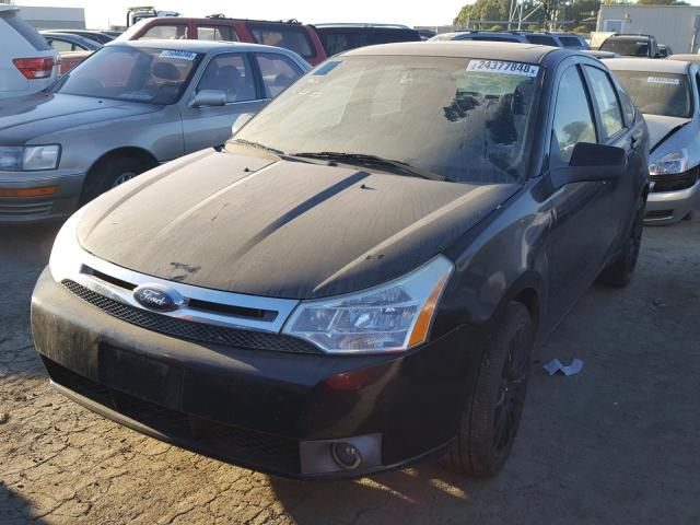 1FAHP36N09W122554 - 2009 FORD FOCUS SES BLACK photo 2