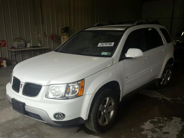 2CKDL73F866139528 - 2006 PONTIAC TORRENT WHITE photo 2