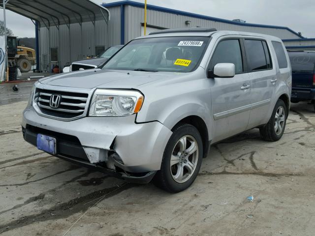 5FNYF3H56CB011447 - 2012 HONDA PILOT EXL SILVER photo 2