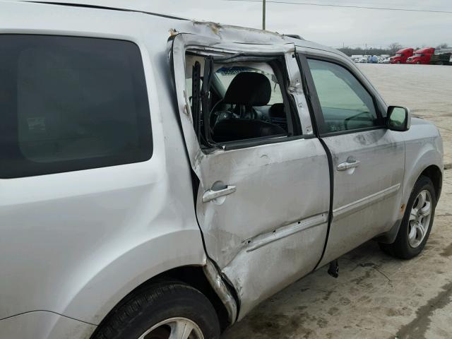 5FNYF3H56CB011447 - 2012 HONDA PILOT EXL SILVER photo 9