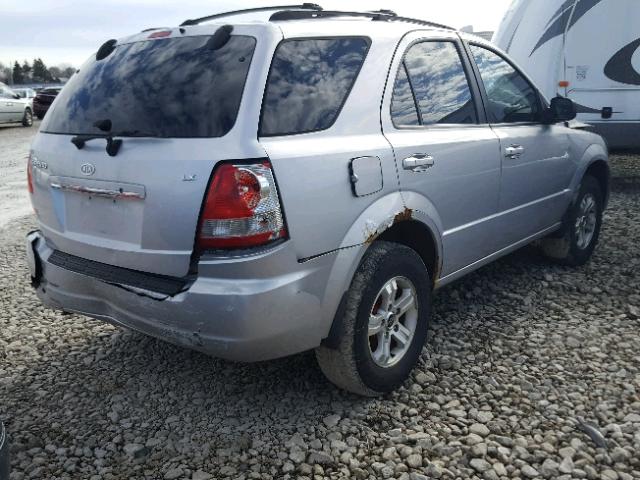 KNDJC733355356477 - 2005 KIA SORENTO EX SILVER photo 4