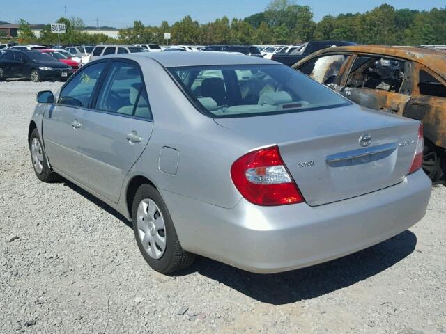 4T1BE32K93U176130 - 2003 TOYOTA CAMRY LE SILVER photo 3