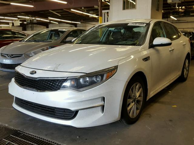 5XXGT4L37GG071742 - 2016 KIA OPTIMA LX WHITE photo 2