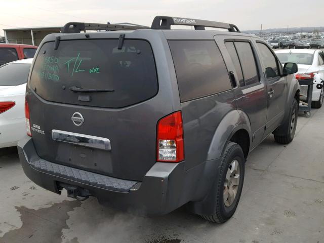 5N1AR18U46C648242 - 2006 NISSAN PATHFINDER GRAY photo 4