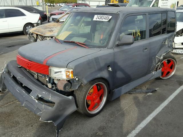 JTLKT334154000173 - 2005 TOYOTA SCION XB GRAY photo 2