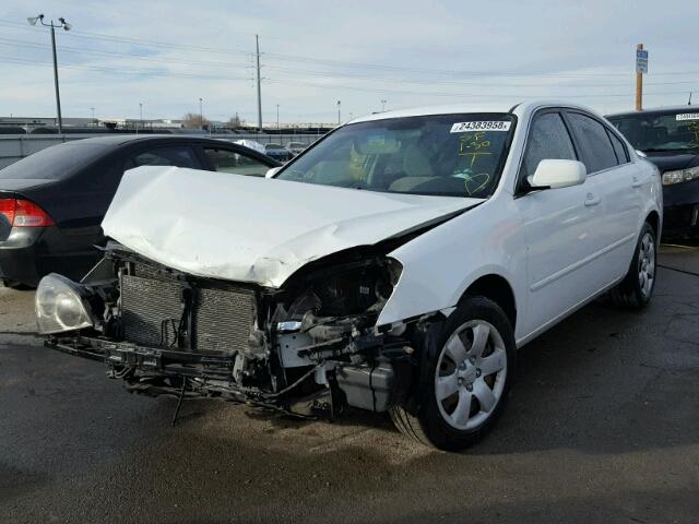 KNAGE123485214272 - 2008 KIA OPTIMA LX WHITE photo 2