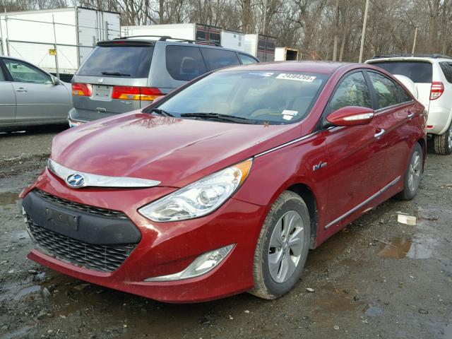 KMHEC4A47EA117772 - 2014 HYUNDAI SONATA HYB RED photo 2