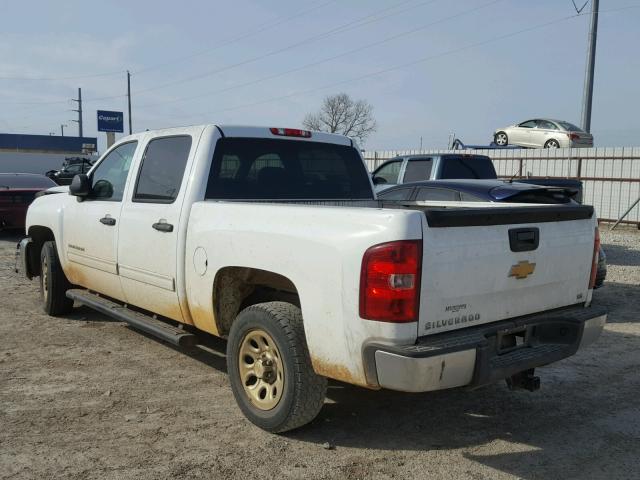 3GCPCREA3DG370629 - 2013 CHEVROLET SILVERADO WHITE photo 3