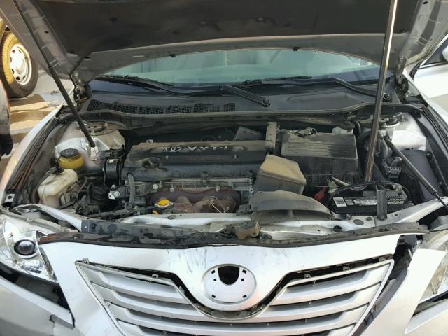 4T4BE46K39R054264 - 2009 TOYOTA CAMRY BASE SILVER photo 7